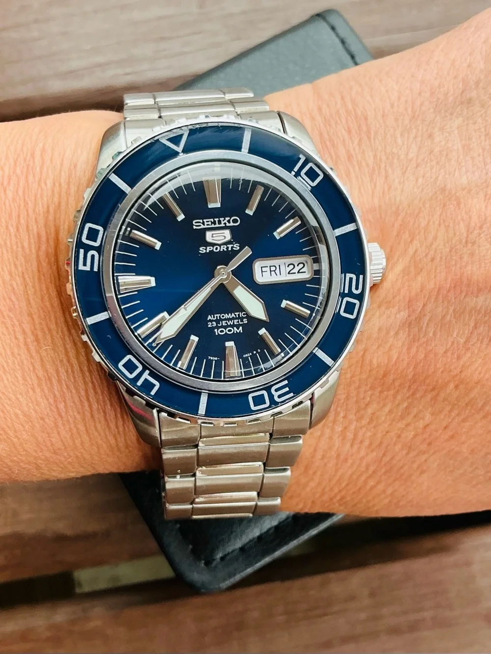 Seiko 5 Sports Men's Blue Stainless Steel Automatic Watch🔥🔥